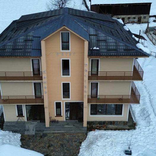 Hotel Ramaz Paliani Mestia Bagian luar foto